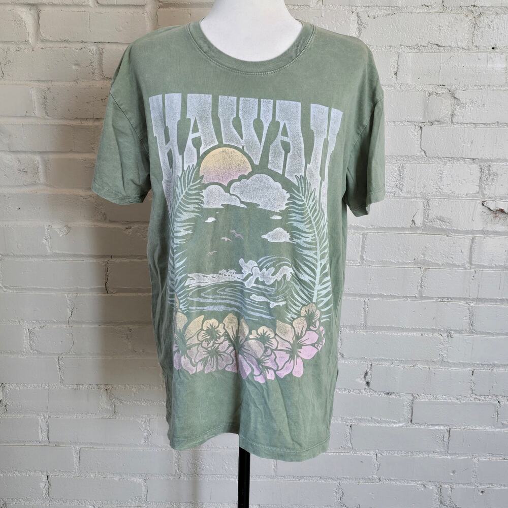 ​Hollister Hawaii Floral Graphic T-Shirt​┃ Sage Green ​Vintage Wash​┃​Surfer